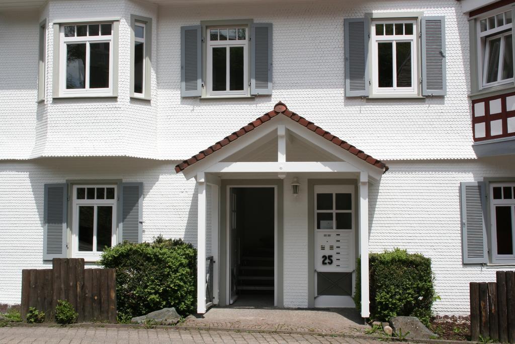 Gaestehaus Villa Lina Bad Herrenalb Exterior foto